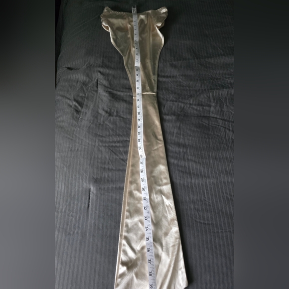 Satin, halter wrap cropped top - Picture 6 of 11